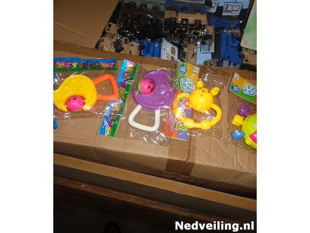 160x speelgoed in zakje assorti geleverd - afbeelding 2 van  3