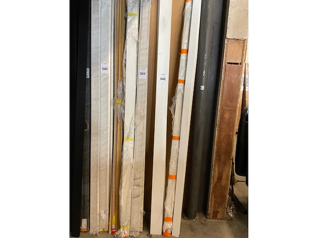 16333 mdf plint 15x120 mm (4x) - afbeelding 1 van  1