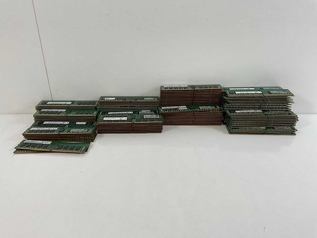 16gb ddr4 - mix model rams - check description (138x) - afbeelding 1 van  18