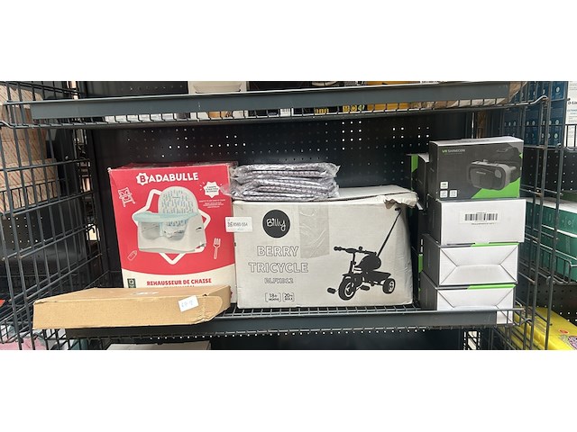 16x diversen w.o. kinderfiets, kinderstoel, vr bril w.o. badabulle, billy - afbeelding 1 van  7