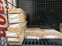 16x doos elektronica accessoires w.o. terminal block weidmüller - afbeelding 3 van  10