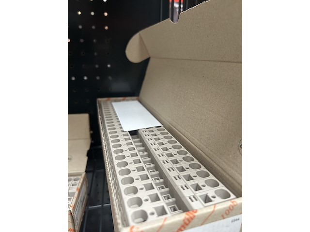 16x doos elektronica accessoires w.o. terminal block weidmüller - afbeelding 7 van  10
