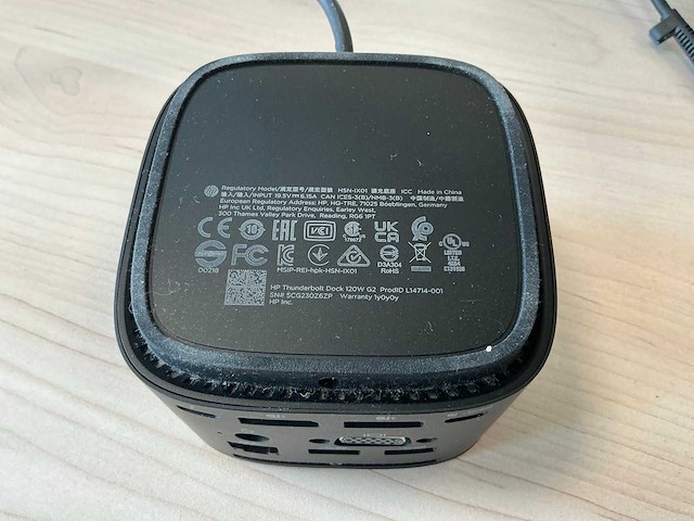 16x hp monitor met 8 dockingstations - afbeelding 13 van  15