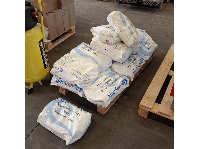 16x regeneratiezout tabletten amysoft - afbeelding 1 van  6