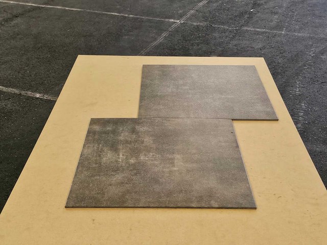 17 m2 pvc tegel dryback - 500 x 500 x 5 mm - afbeelding 3 van  3