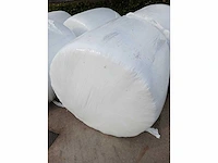 17 maisbalen – ca. 825 kg per baal – totaal ca. 14.025 kg - afbeelding 6 van  7