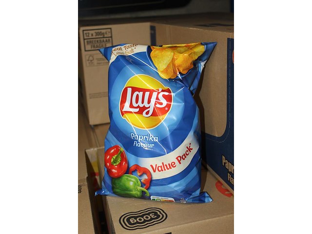 17 omdozen lays paprika chips. 12x 300g. tht 7-25. - afbeelding 2 van  2