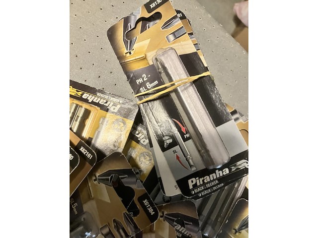 17 x piranha bitsetjes lange schacht, zie foto voor specificatie - afbeelding 7 van  11