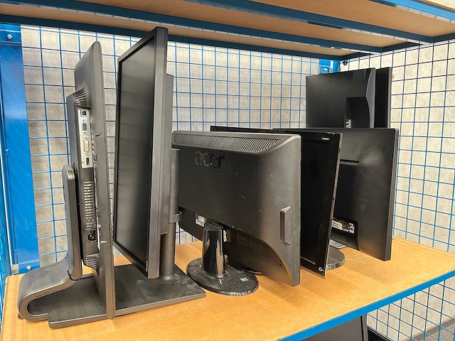 17x 23" monitoren - divers - afbeelding 3 van  5