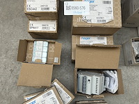 17x divers schakelmateriaal w.o. omschakelaar hager - afbeelding 1 van  7