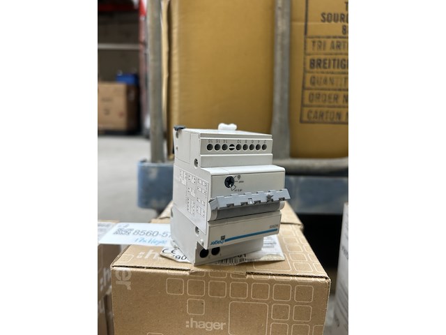 17x divers schakelmateriaal w.o. omschakelaar hager - afbeelding 4 van  7