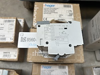 17x divers schakelmateriaal w.o. omschakelaar hager - afbeelding 6 van  7