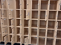 17x lockerkast rood en beige - afbeelding 2 van  7