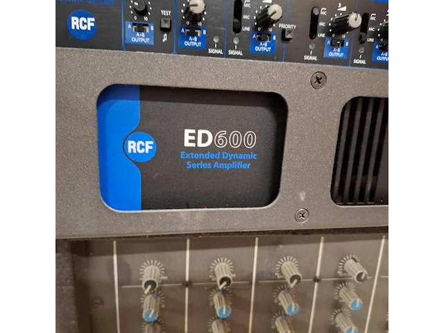 17x multimedia o.a. yamaha, rcf - afbeelding 22 van  27