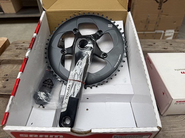 17x racefiets onderdelen w.o. trapstel, shifter set w.o. sram, mavic - afbeelding 13 van  18