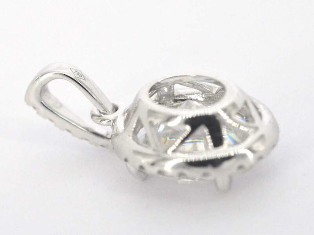 18 carat witgouden hanger met diamanten en een ovale briljant, excl. ketting - afbeelding 6 van  8