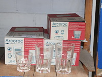 18 glazen arcoroc in 3 maten. - afbeelding 1 van  2