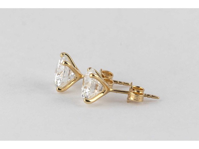 18 karaat geelgouden oorstekers met 4,03 ct. diamant - afbeelding 1 van  5