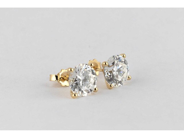 18 karaat geelgouden oorstekers met 4,03 ct. diamant - afbeelding 4 van  5