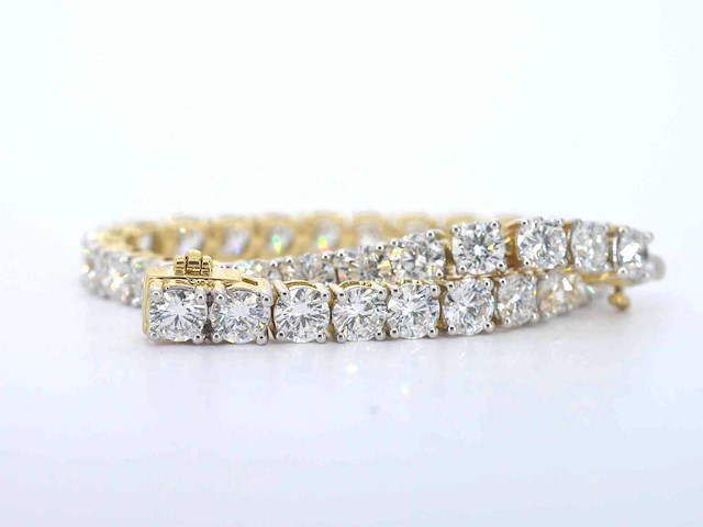 18 karaat gouden tennisarmband met briljant geslepen diamanten 18 carat - afbeelding 2 van  3