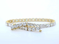 18 karaat gouden tennisarmband met briljant geslepen diamanten van 10 carat - afbeelding 4 van  7