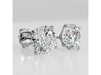 18 karaat witgouden oorstekers met 4,01 crt diamant - afbeelding 8 van  9