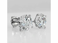 18 karaat witgouden oorstekers met 4,01 crt diamant - afbeelding 6 van  9