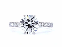 18 karaat witgouden ring met 2,44 ct. diamant