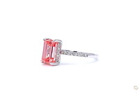 18 karaat witgouden ring met 2,69 crt. diamant