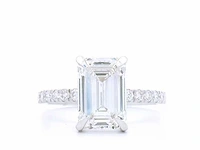 18 karaat witgouden ring met 3,46 crt. diamant