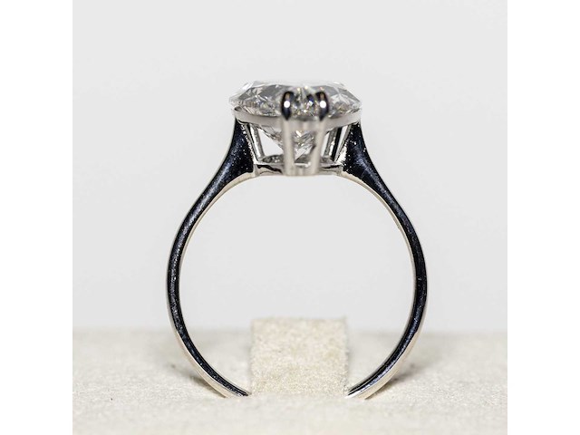 18 karaat witgouden ring met 5,01 crt. diamant - afbeelding 10 van  11