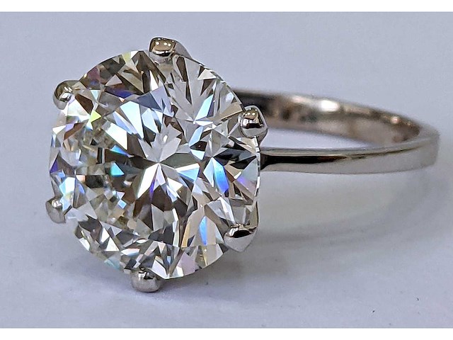 18 karaat witgouden ring met 6,22 crt diamant - afbeelding 1 van  7