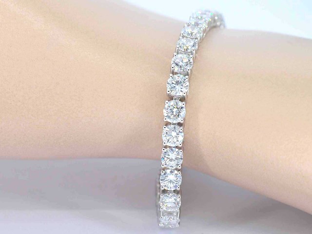 18 karaat witgouden tennisarmband met briljant geslepen diamanten 18 carat - afbeelding 2 van  6