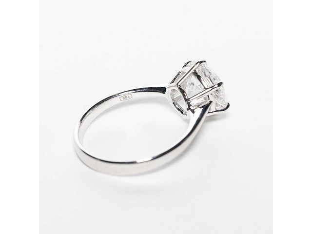 18 krt. wit gouden ring met diamant 4,02 crt. - afbeelding 2 van  18