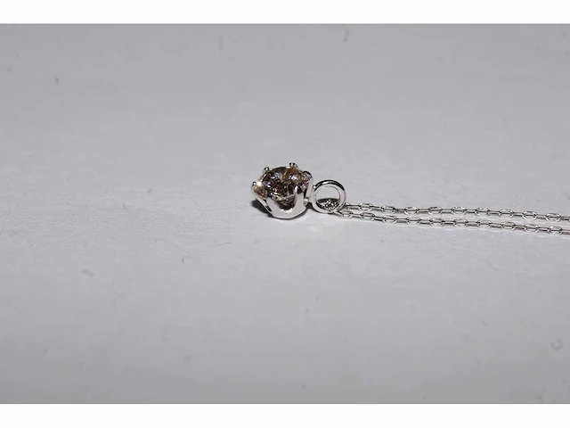 18 kt witgouden ketting met hanger en natuurlijke diamant - afbeelding 4 van  7