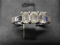 18 kt witgouden ring met 0,87 cts natuurlijke diamant