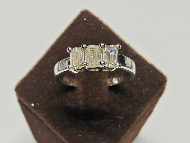 18 kt witgouden ring met 0,87 cts natuurlijke diamant - afbeelding 3 van  6