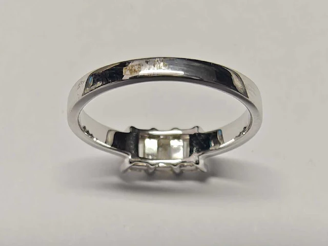 18 kt witgouden ring met 0,87 cts natuurlijke diamant - afbeelding 5 van  6