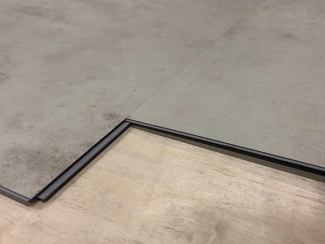 18 m2 pvc click tegel - 730 x 399 x 5,7 mm - afbeelding 2 van  3