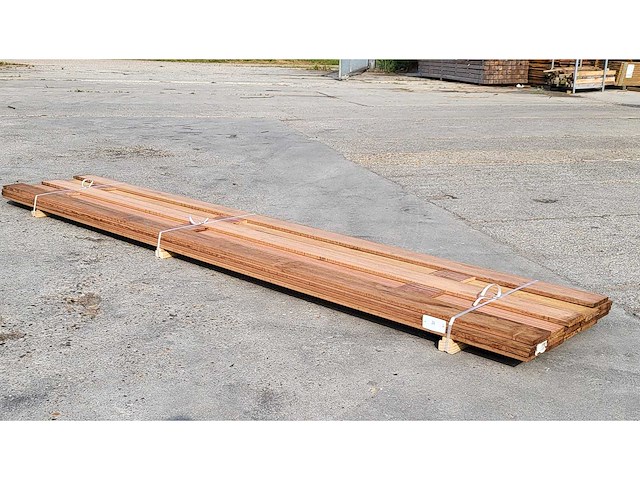 18 x kapur terrasplank 21 x 145mm 7 groeven, lengte 395cm - afbeelding 3 van  4