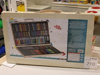 180 delige tekenset art&craft. - afbeelding 1 van  2