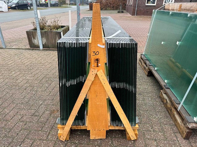 180st glaspanelen 10mm gehard veiligheidsglas - afbeelding 2 van  17
