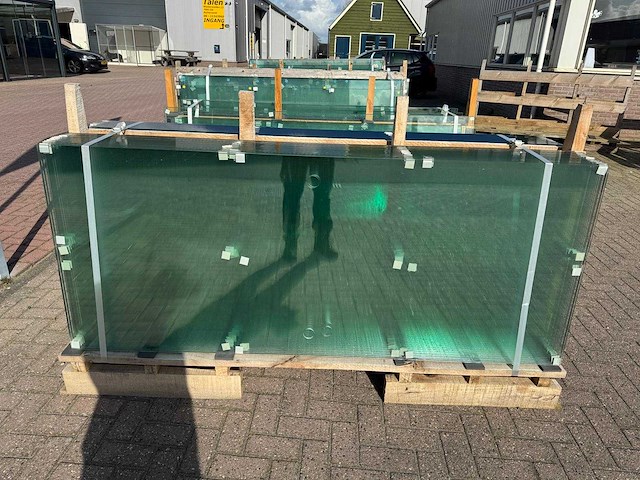 180st glaspanelen 10mm gehard veiligheidsglas - afbeelding 12 van  17