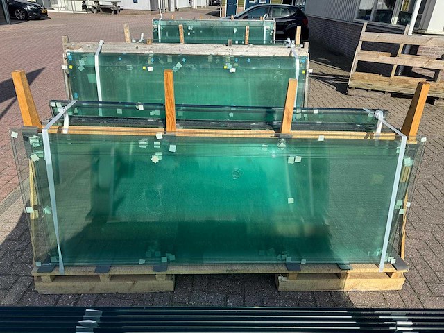 180st glaspanelen 10mm gehard veiligheidsglas - afbeelding 13 van  17