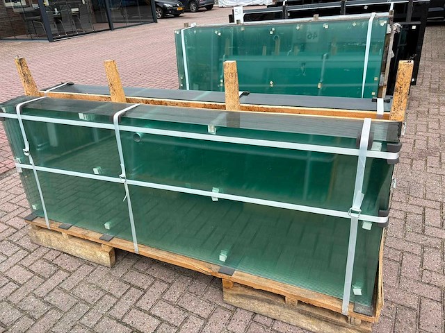 180st glaspanelen 10mm gehard veiligheidsglas - afbeelding 13 van  17