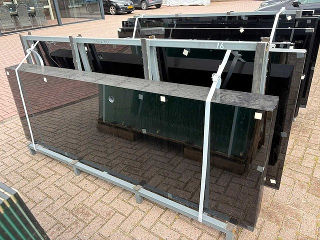 180st glaspanelen 10mm gehard veiligheidsglas - afbeelding 17 van  17