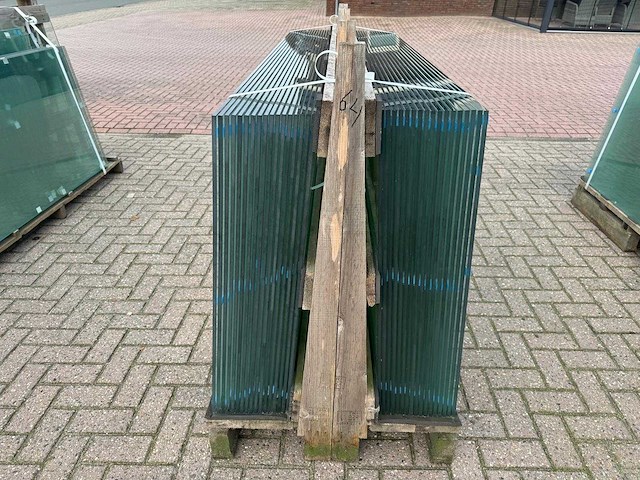 180st glaspanelen 10mm gehard veiligheidsglas - afbeelding 6 van  17