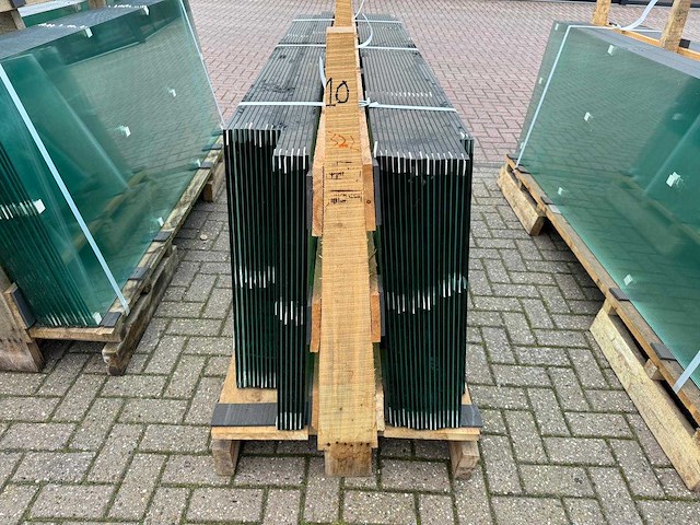 180st glaspanelen 10mm gehard veiligheidsglas - afbeelding 6 van  17