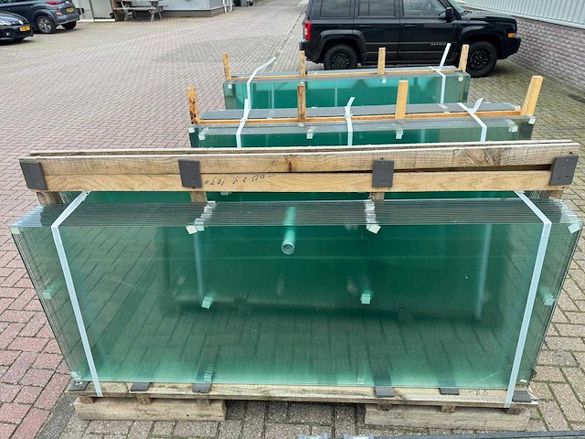 180st glaspanelen 10mm gehard veiligheidsglas - afbeelding 15 van  17