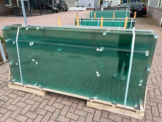 180st glaspanelen 10mm gehard veiligheidsglas - afbeelding 16 van  18